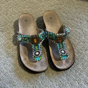 White mountain sandals